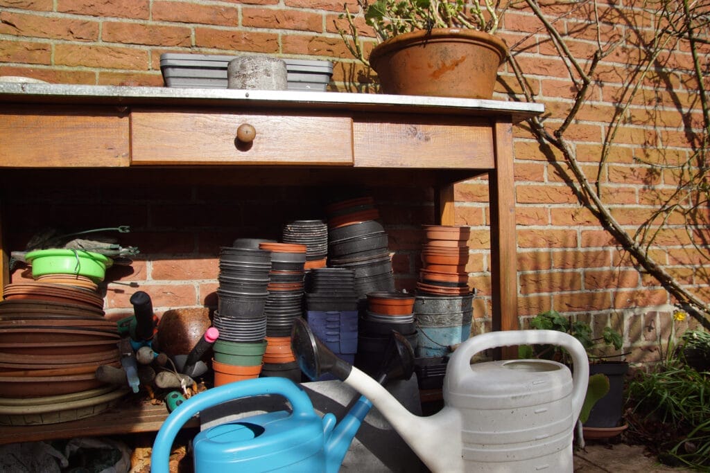 potting bench 3
